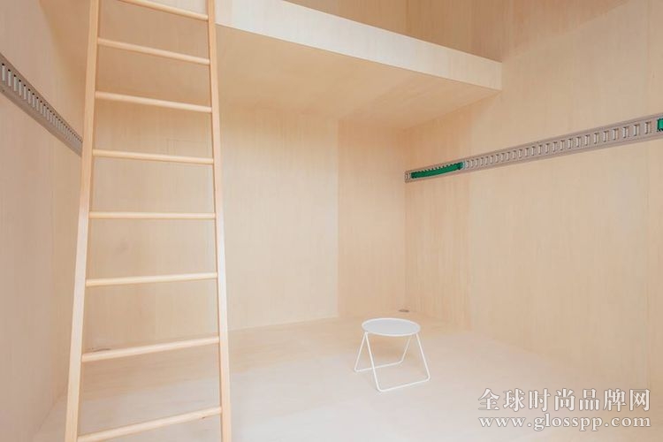 muji-hut-konstantin-grcic-interior-loft