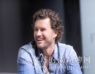 Toms 的創始人 Blake Mycoskie，開設了稱之為“社區基地”的空間。圖片版權 Brad Barket / Getty Images，《快公司》